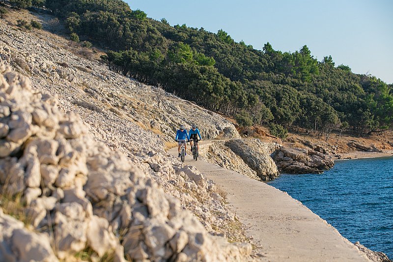 Den Herbst am Meer erleben – auf zwei Rädern